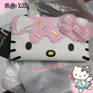 NWT Hello Kitty Wallet Cupcake Samrio Loungefly Cupcake Wallet Bifold Official
